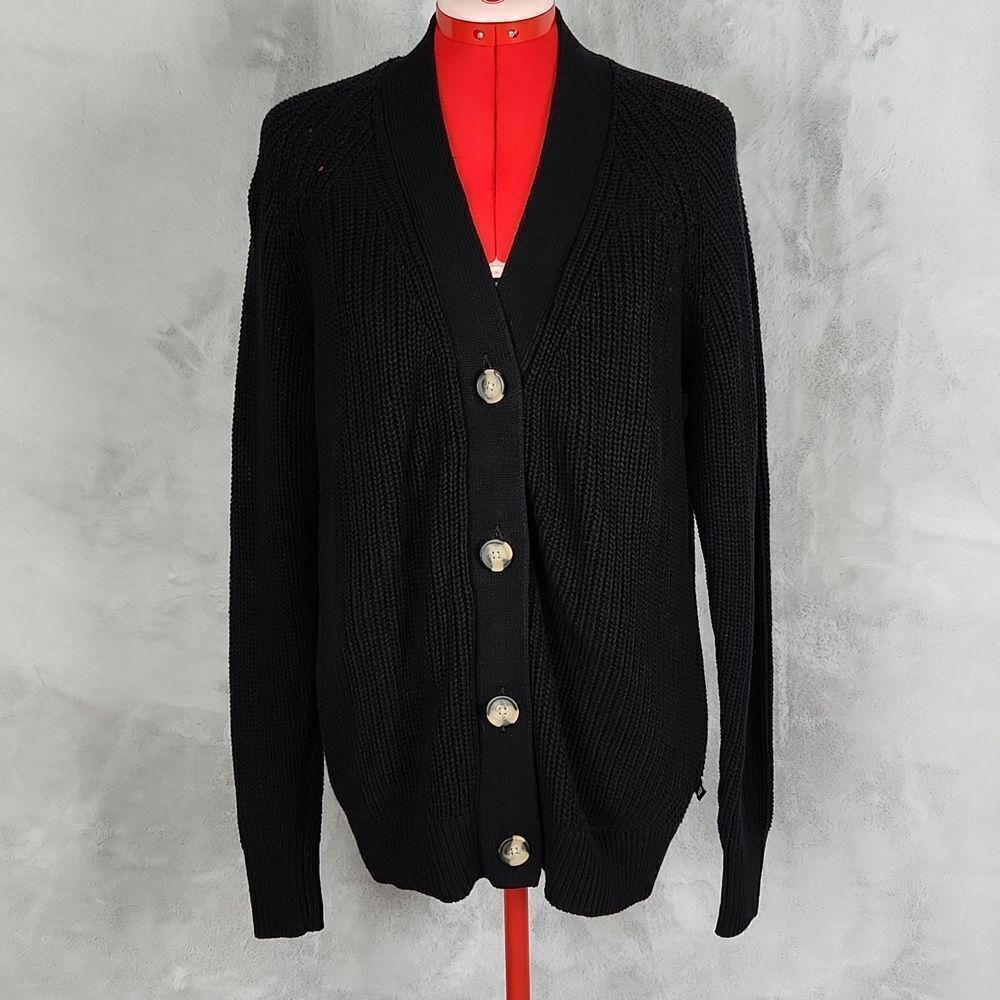 NWT GAP black sweater